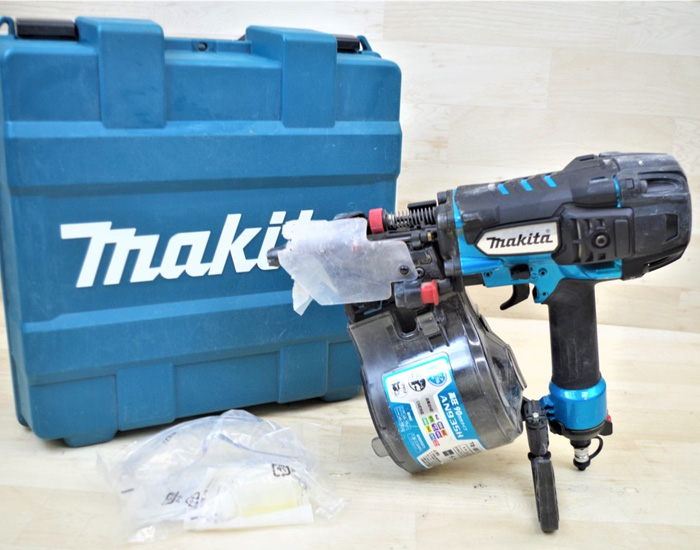 ｍakita マキタ 90mm 高圧釘打機 AN935 レッドカラー エアツール