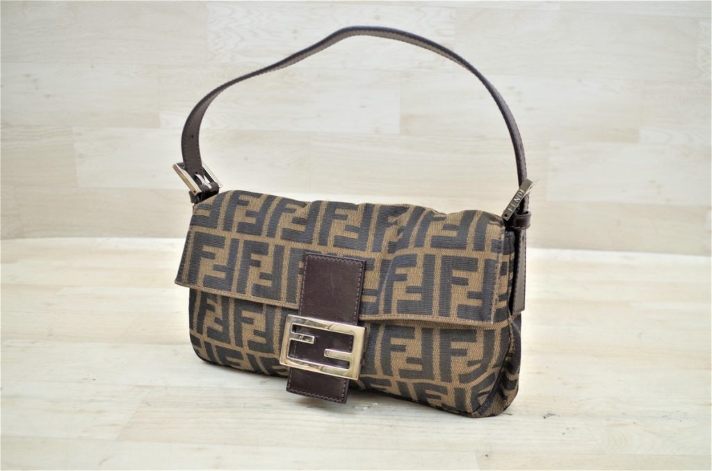 FENDI フェンディ マンマ バケット ワンショルダーバッグ ズッカ柄