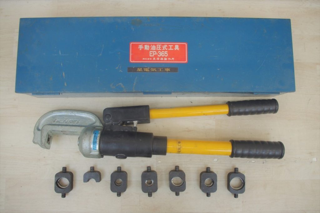 IZUMI 手動油圧式工具 EP-365 手動式 泉精器 T型コネクタ 圧着 圧縮 ダイス A