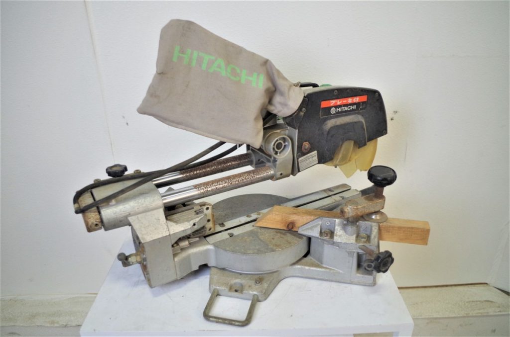 HITACHI 日立工機 C8FB 216mm 卓上スライド丸のこ