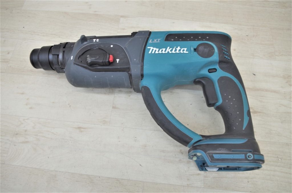 makita マキタ 20mm充電式ハンマドリル HR202D 18v 本体のみ