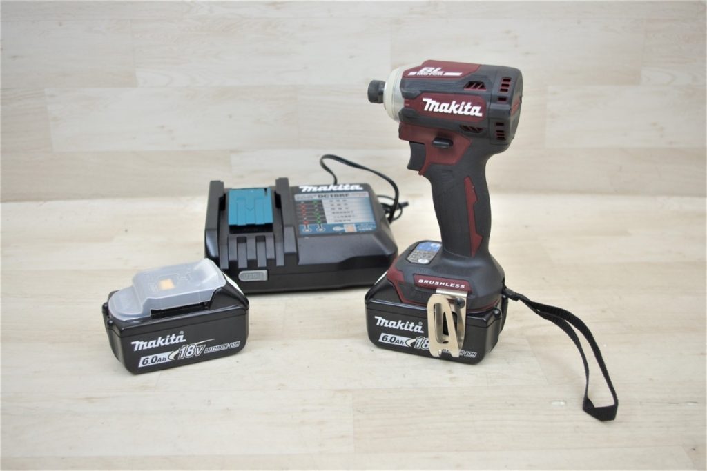 マキタ makita 充電式インパクトドライバ TD171D 充電器 DC18RF BL1860B