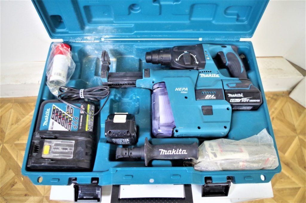【豊川・出張買取】Makita マキタ ハンマドリル HR244D 充電式24mm バッテリー2つ ケース付 18V 電動工具