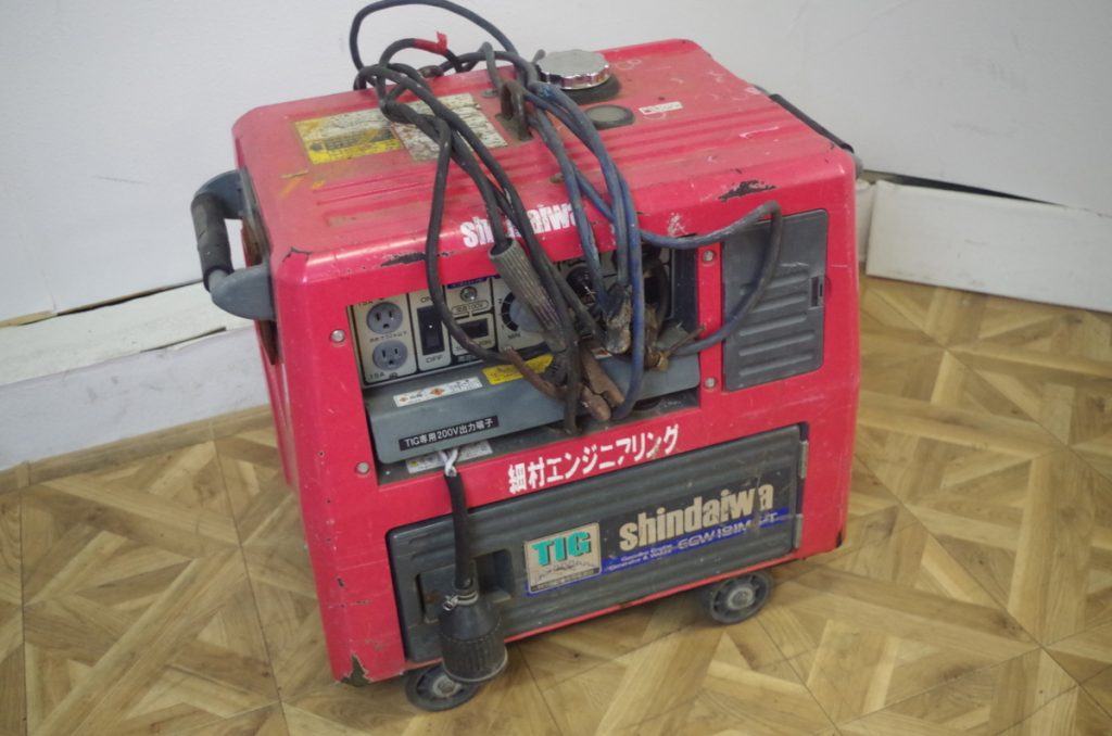 新ダイワ 防音型 発電機溶接機 EGW181MS