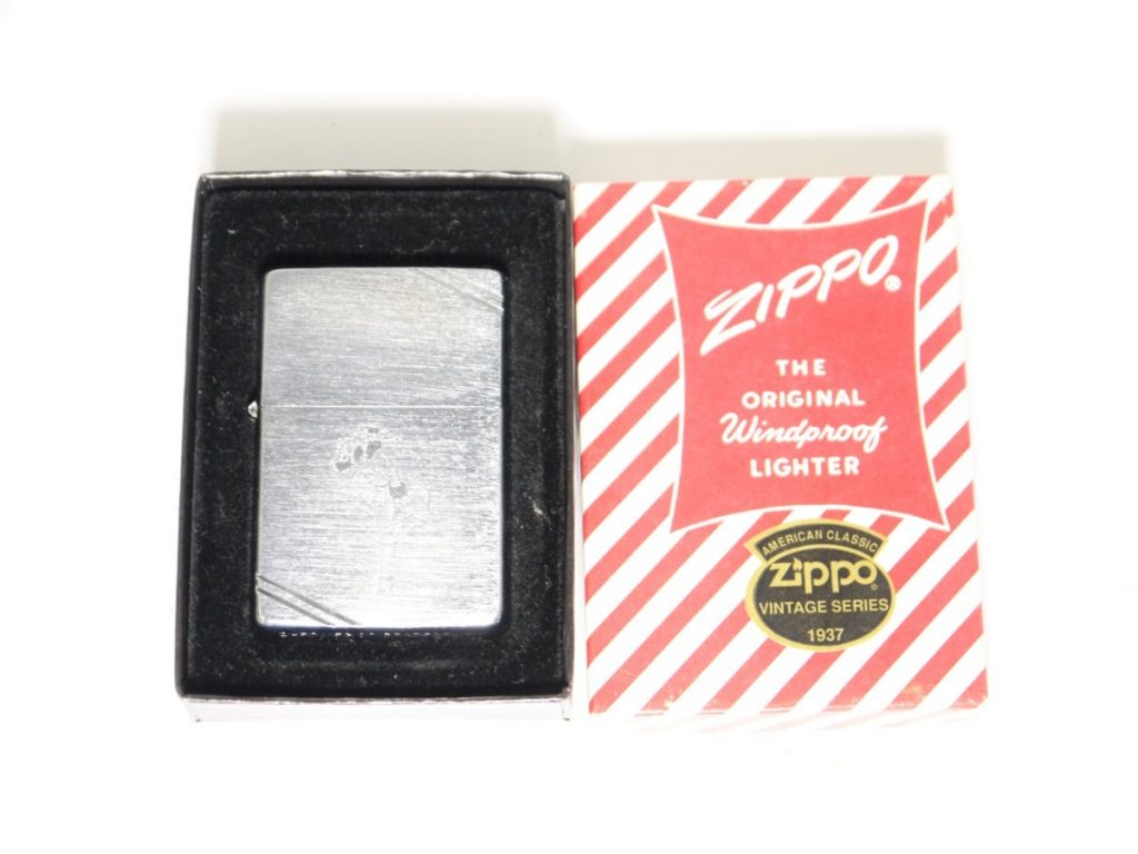 Zippo ビンテージジッポー 1994年製 Windproof　フラットトップ シルバーカラー　USA