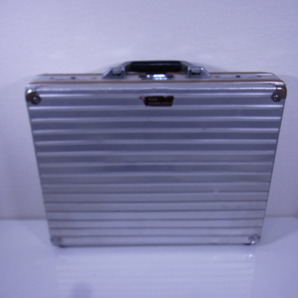 ビンテージ　リモワ　RIMOWA　アタッシュケース　キャリーケース　ディスプレイ　収納BOX