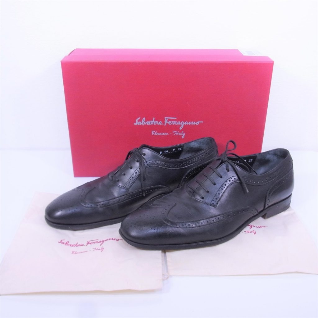 Salvatore Ferragamo　ウイングチップ　レザー シューズ　サイズ９　ブラック　サルヴァトーレフェラガモ