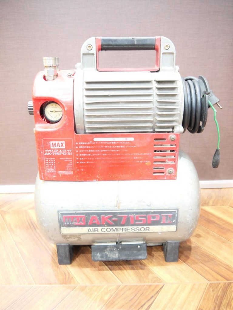 MAX マックス エアコンプレッサ AK-715PⅡ