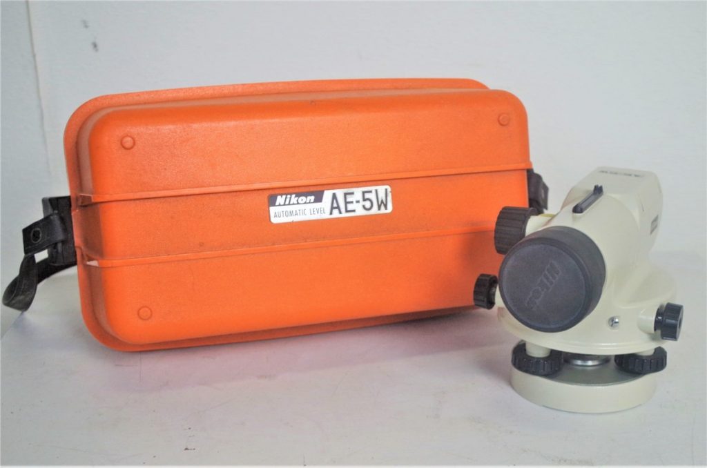 NIKON ニコン オートレベル 測量機 AE-5W 30倍 ケース付 A