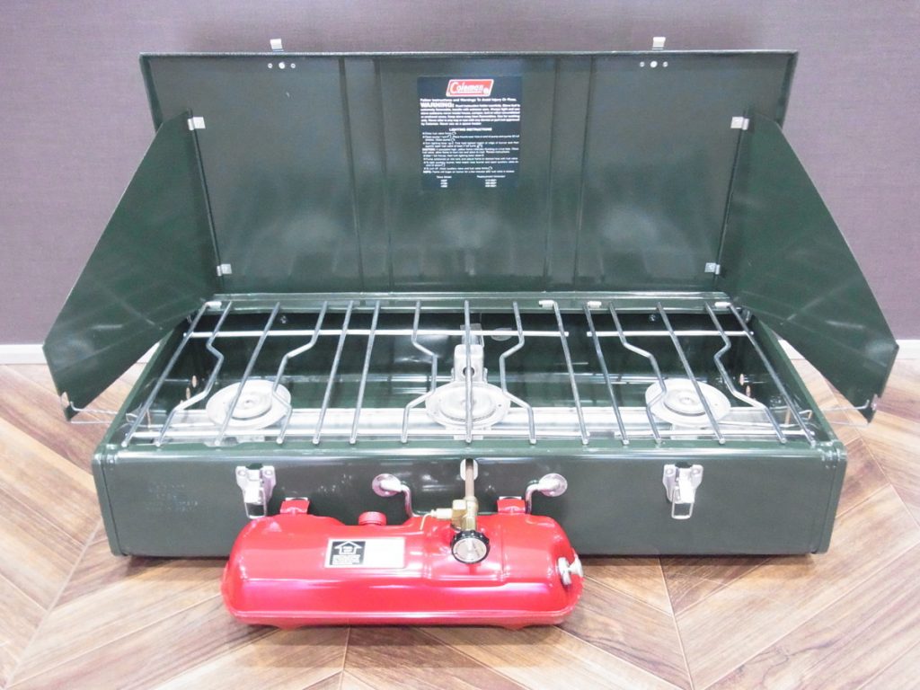 ほぼ未使用　Coleman コールマン 426E499 スリーバーナー　オールド　ビンテージ