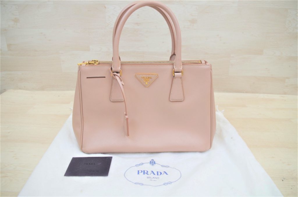 PRADA プラダ レザーハンドバッグ ピンクカラー 袋付き