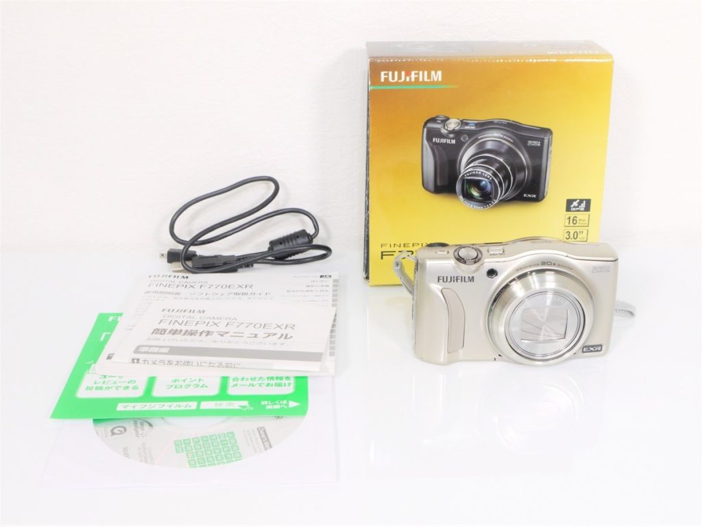 FUJIFILM FINEPIX F770 EXR 1600万画素 光学20倍ズーム