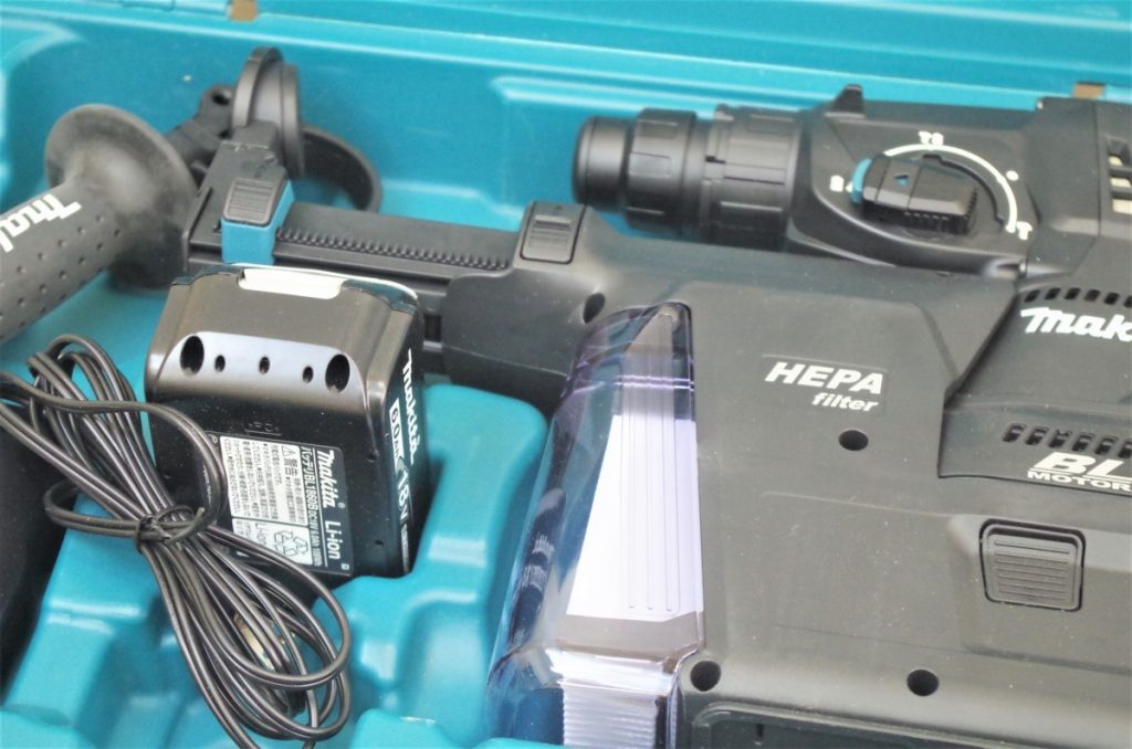 makita マキタ 24mm 充電式ハンマドリル　HR244DGXB