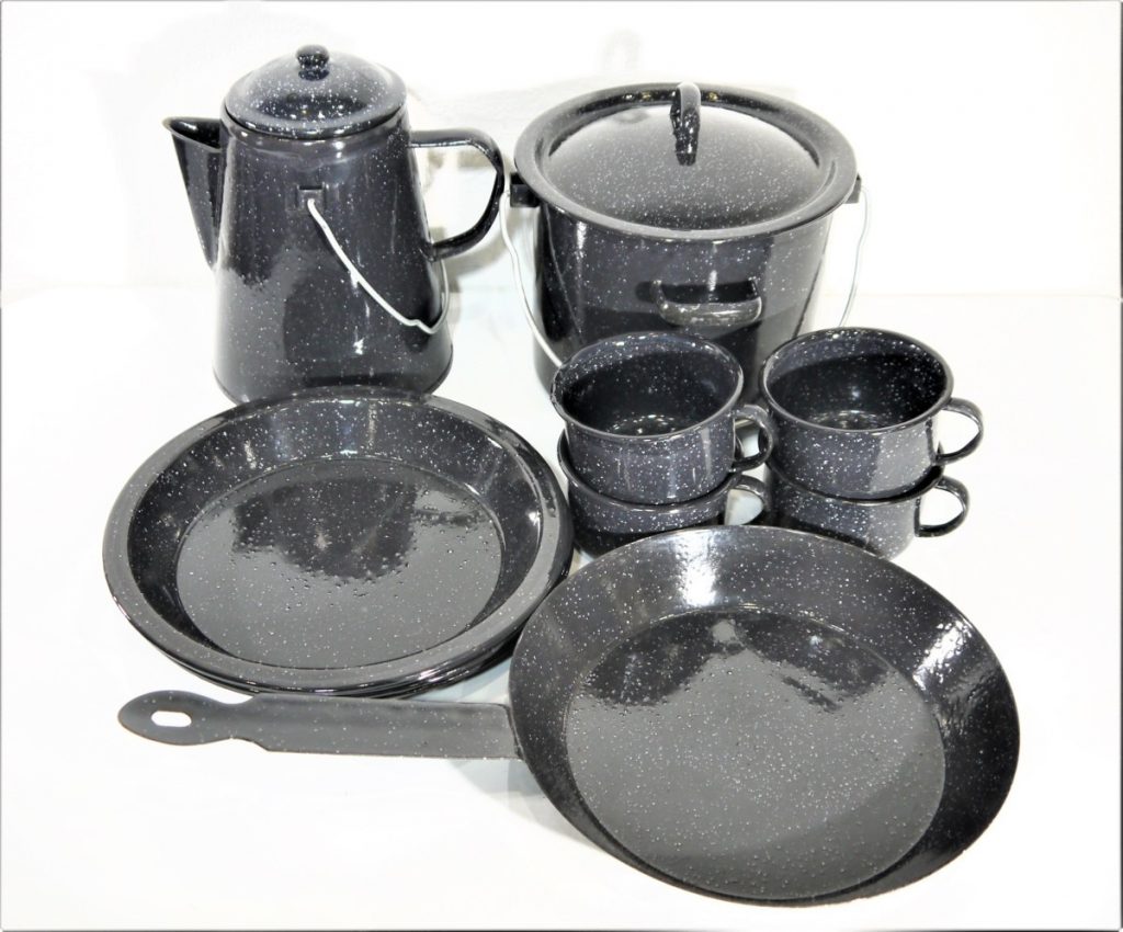 ホーロー　キャンプセット　ポットX1　カップX4　ずんどう鍋X1　大皿X4　フライパンX1　11点セット　アウトドア用品