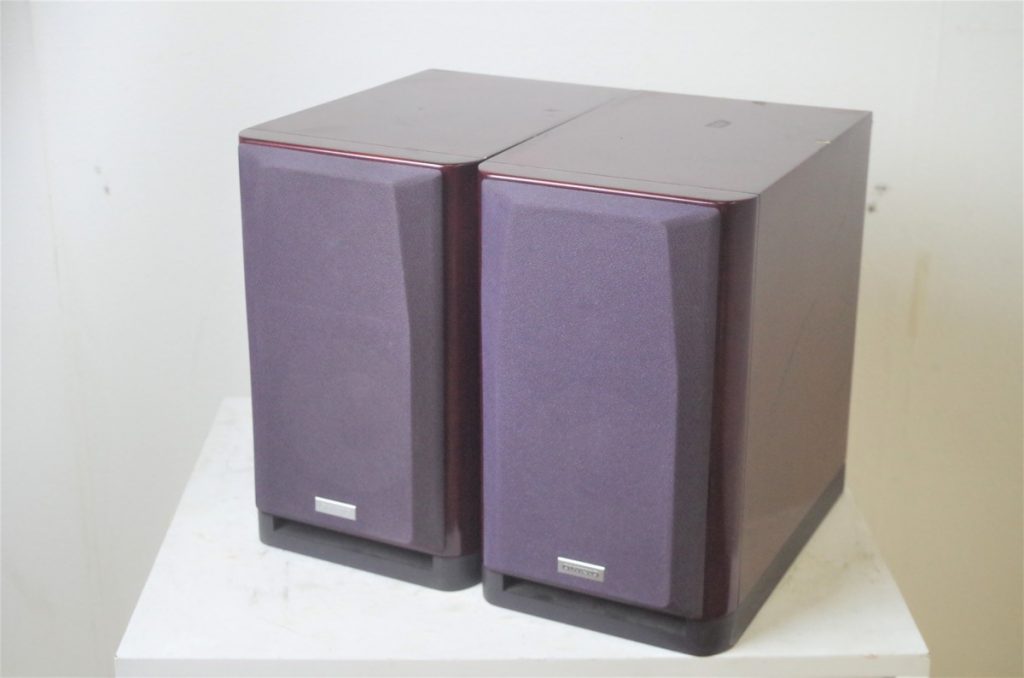 ONKYO ペアスピーカー モデルD-302E 200W