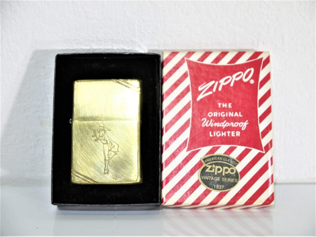 Zippo ジッポ オイルライター MFG.CO.BRADFORD.PA　MADE IN USA　PAT 2032695