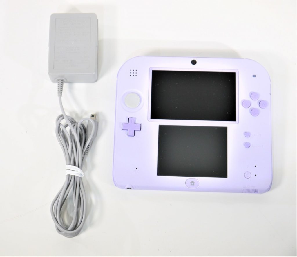 ACアダプター付き　Nintendo 2DS　ニンテンドー3DSソフトで遊べる 紫　パープル