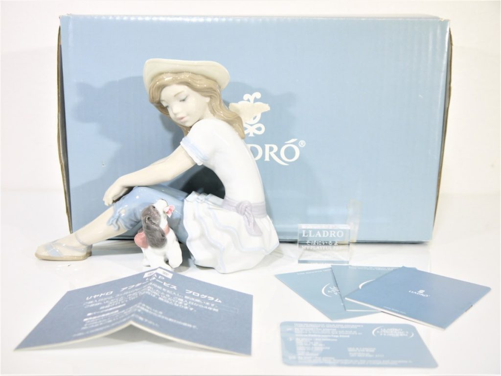 LIADRO リヤドロ　そばにいるよ　My playful pet 　No.8645　元箱付き　陶器　陶磁器　置物