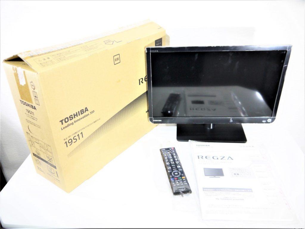 動作品 TOSHIBA 東芝 REGZA レグザ 19S11 液晶カラーテレビ 19型 2017年製 19インチ リモコン付き TV