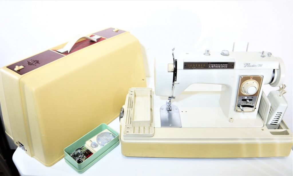 動作品 BROTHER ブラザー ミシン ペースセッター PACESETTER 605 レトロ アンティーク