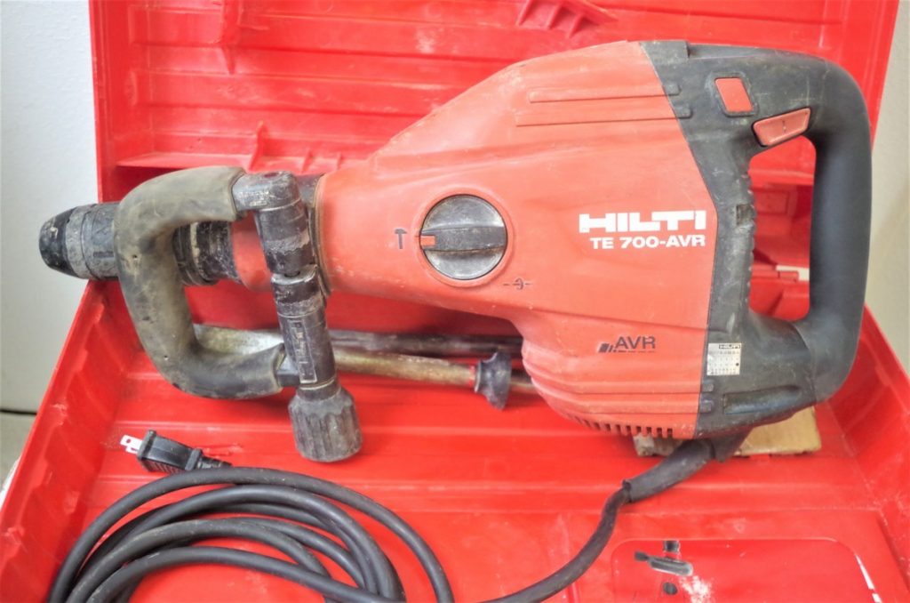 HILTI 電動ハツリ機 モデルTE 700-AVR 外箱あり 説明書あり ヒルティ