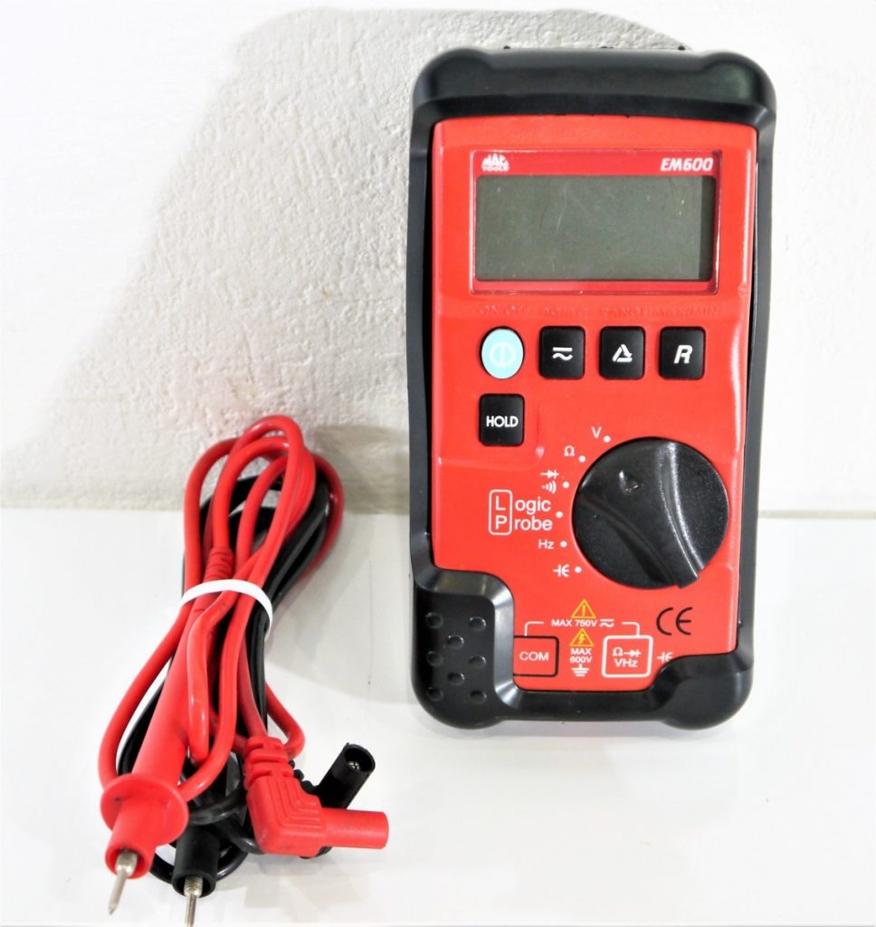 マックツール　MACTOOLS デジタルマルチメーター EM600　通電確認のみ