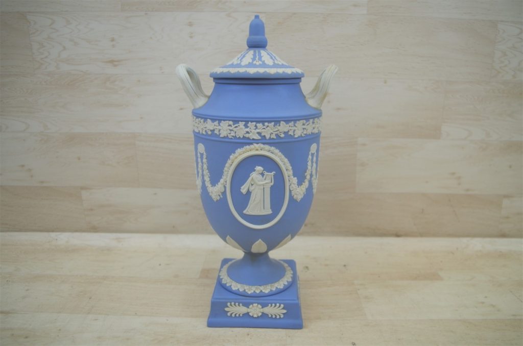 WEDGWOOD ジャスパー ペールブルー 壺 飾り 陶器 ウェッジウッド Wedgwood