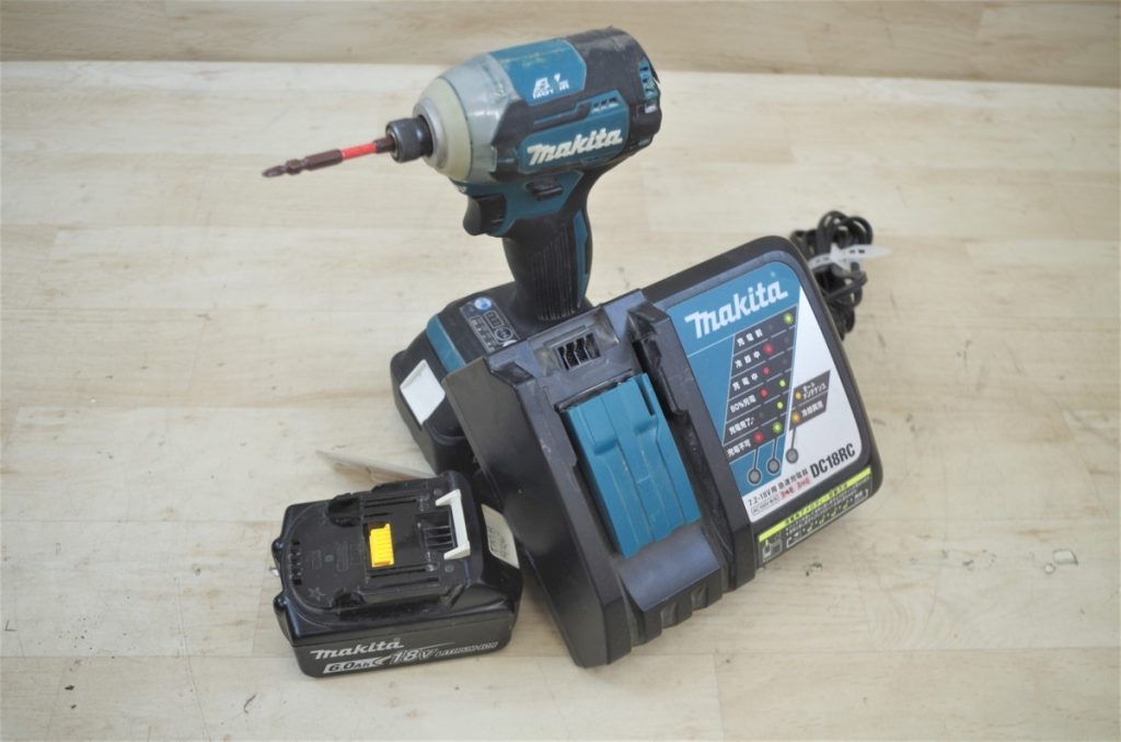 makita 充電式インパクトドライバー TD170D マキタ 動作品