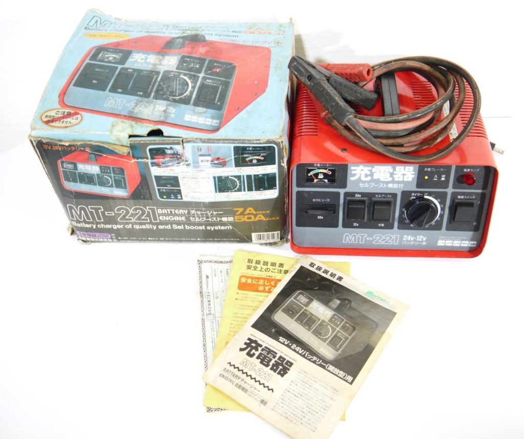 電源確認のみ バッテリー充電器　ＭＴ-221　12Ｖ　24Ｖ セルブースト機能付