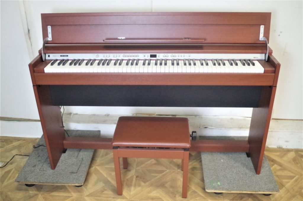 Roland 電子ピアノ DP-990 デジタルピアノ 88鍵盤 楽器 自動演奏 デモ ミディアムチェリー調 椅子付 ローランド 美品