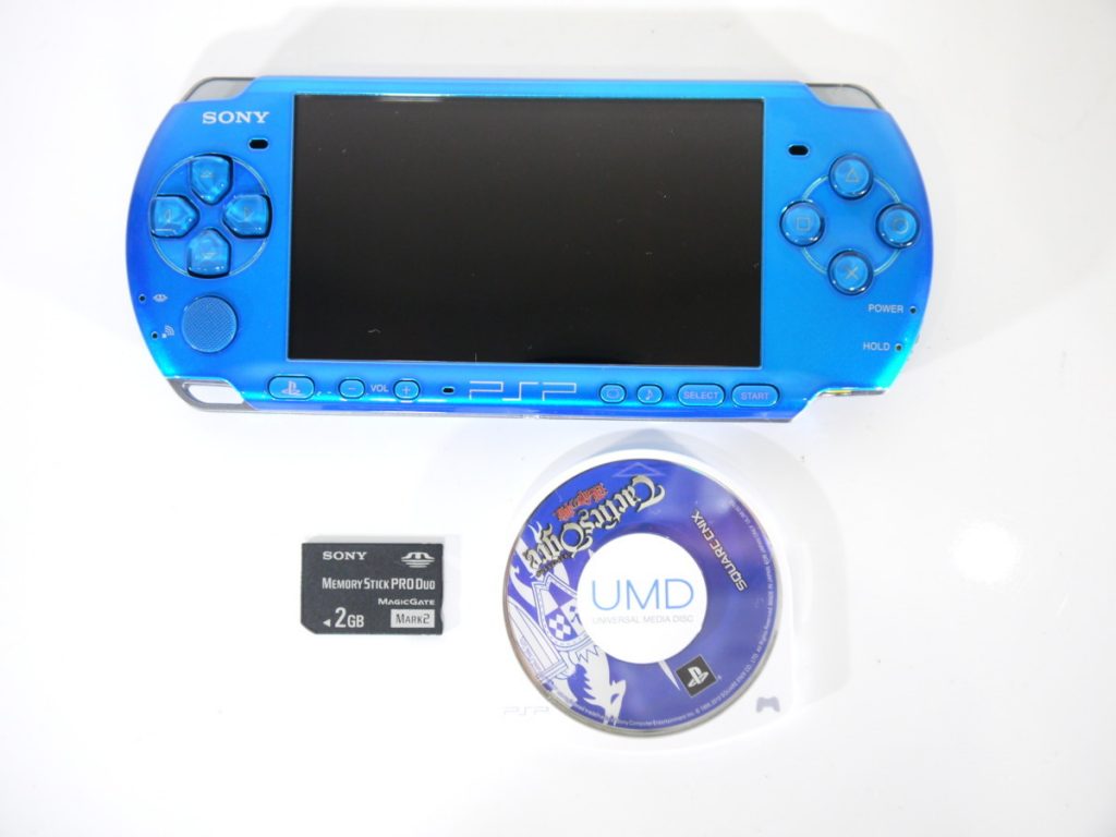 動作品 ソニー SONY PSP 3000 プレイステーションポータブル ブルー 2GB メモリー/タクティクスオウガ付き バッテリー無し