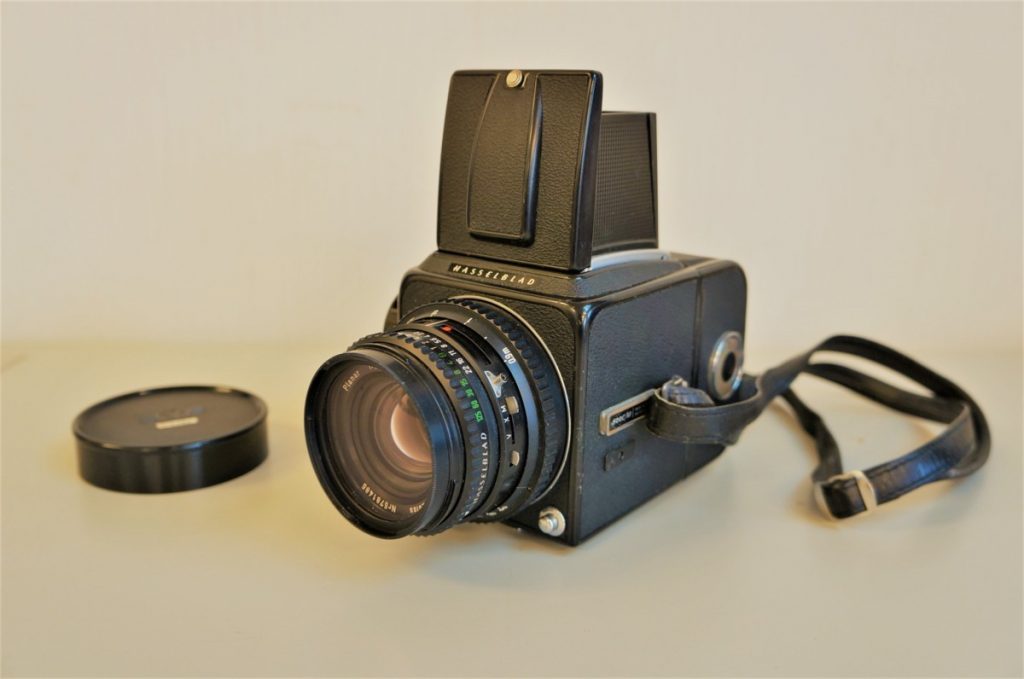 HASSELBLAD 500C/M ハッセルブラッド 中判カメラ CarlZeiss 1:28 f=80mm 現状品