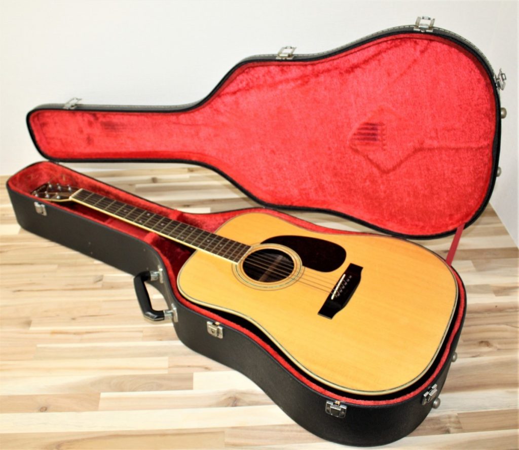 Moris モーリス アコースティックギター W-30 ハードケース付き