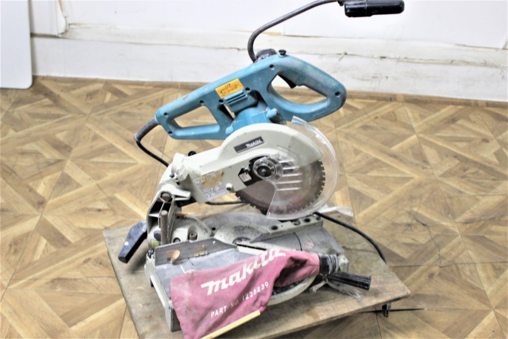 makita LS0831 216mm 卓上マルノコ マキタ