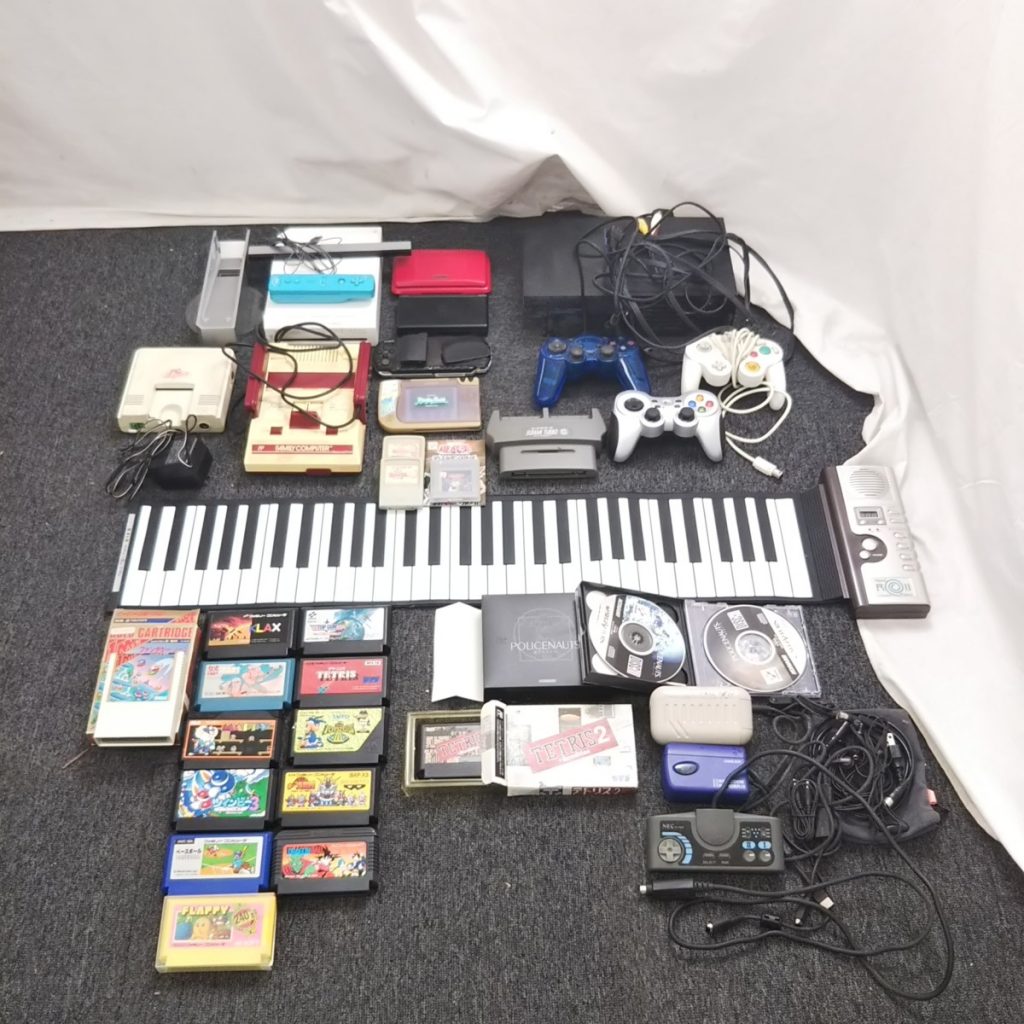 大量 ジャンク テレビゲームいろいろまとめて プレステ/ファミリーコンピュータ/DS/Wii/ソフトなど