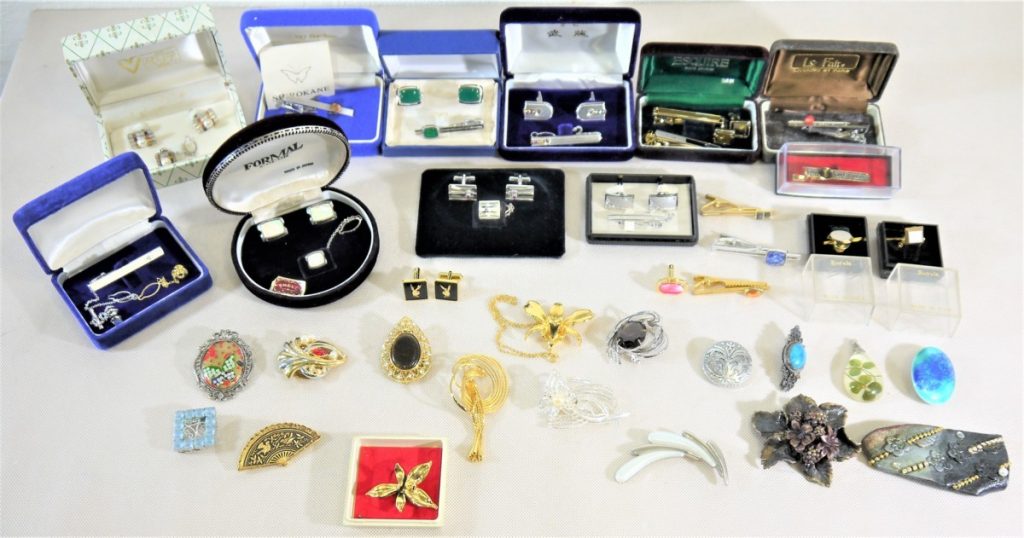 アクセサリー メッキ シルバー 大量セット タイピン カフス ブローチ他 まとめ売り