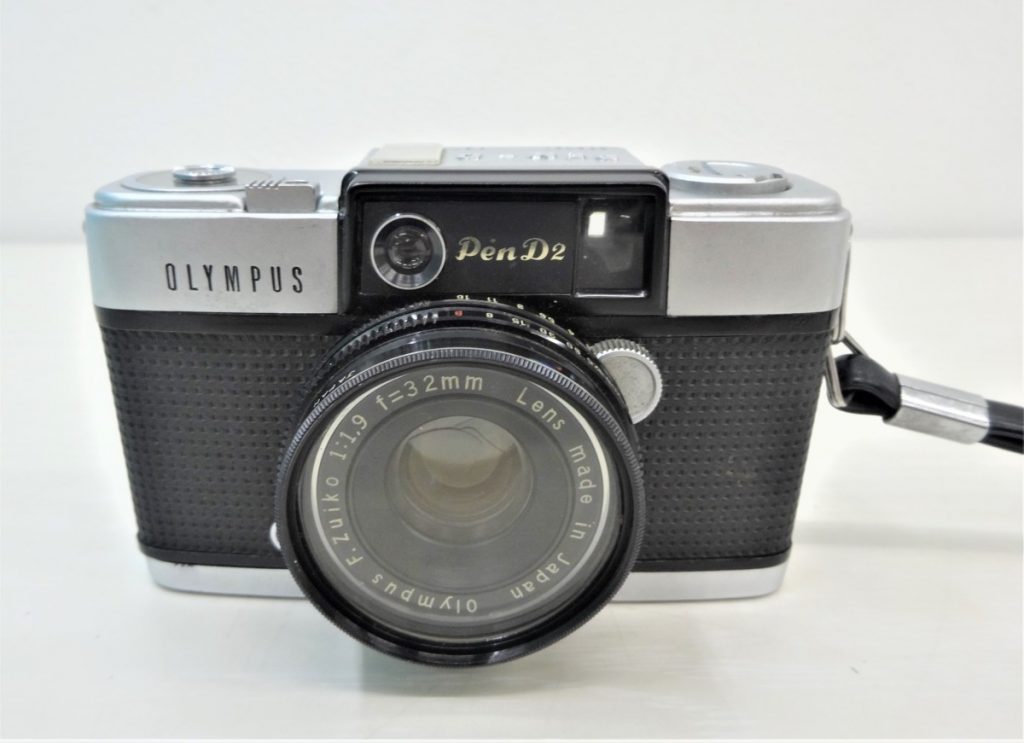 H11-6 OLYMPUS PEN D2 F.Zuiko 1:1.9 f=32mm