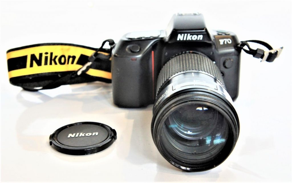 I11-11 Nikon F70 AF NIKKOR 70-210mm 1:4
