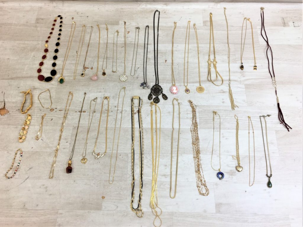 ゴールド系 ネックレス ブレスレット アクセサリー まとめ 現状品