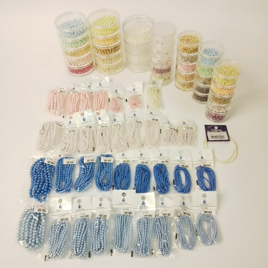 未使用 大量 アクセサリー パール風ストーンいろいろまとめて ハンドメイドアクセサリーパーツ 現状品