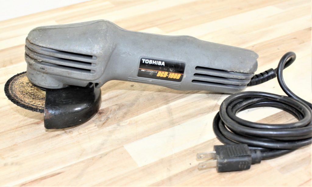 TOSHIBA ディスクグラインダ DGD-100D 電動 研磨機 動作確認済