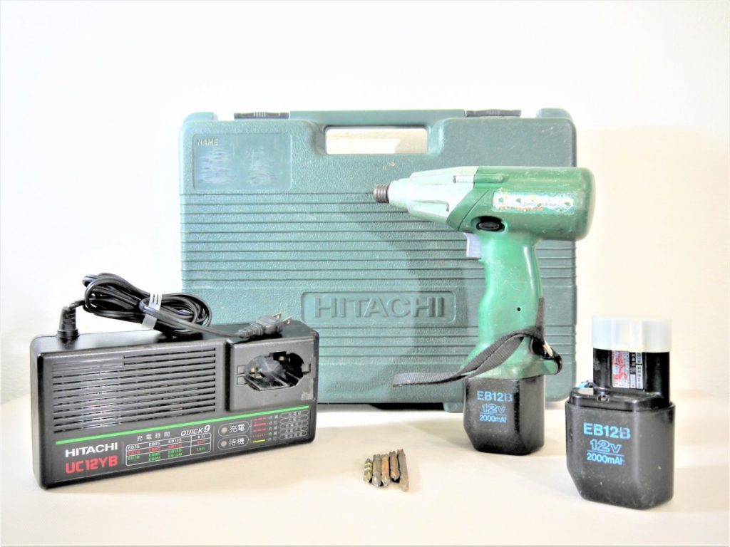動作OK HITACHI 日立工機 コードレスインパクトドライバ FWH12DC2 バッテリー２個 充電器 ケース 付き