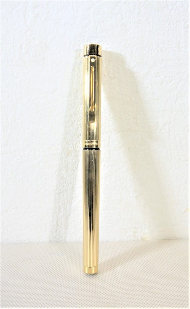 SHEAFFER　万年筆　ペン先14K　585　GOLD　ELECTROPLATED　筆記未確認