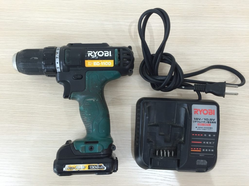 RYOBI リョービ 充電式ドライバドリル 充電器付き BD-1100