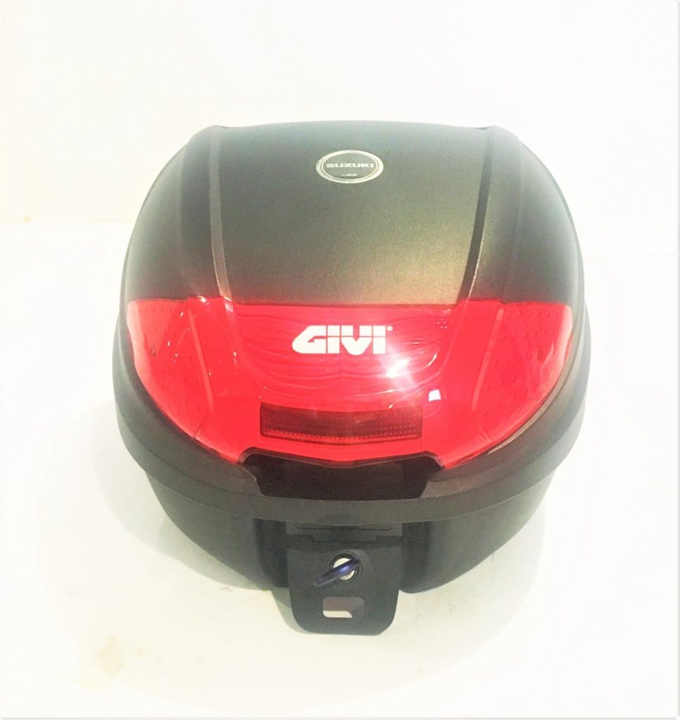 SUZUKI スズキ　 GIVIジビ リアボックス トップケース 鍵1個付き