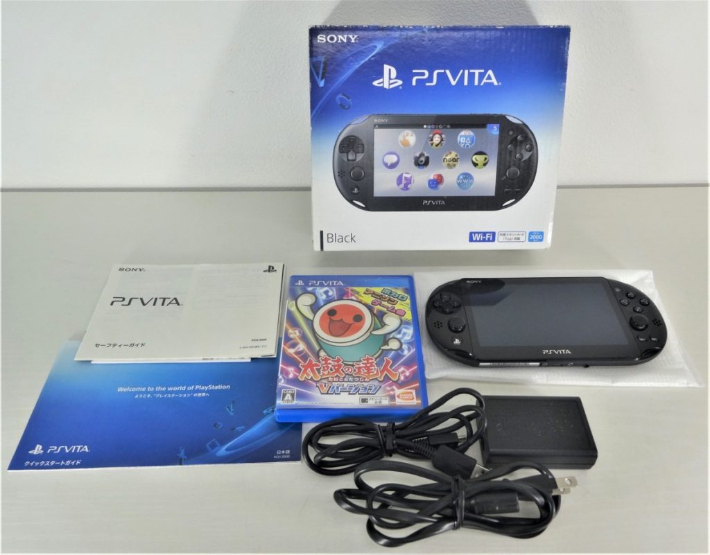 SONY ソニー PS VITA Wi-Fiモデル PCH-2000 ブラック ゲームソフト付き