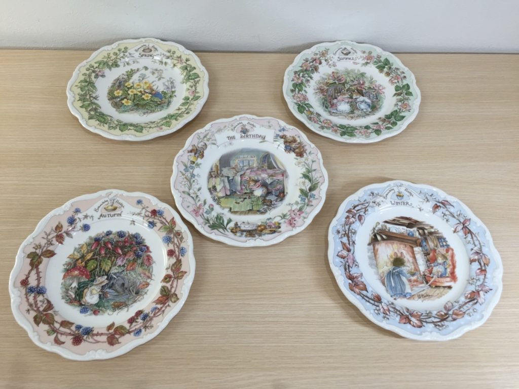 ロイヤルドルトン Royal Doulton ブランブリーヘッジ BRAMBLY 四季プレート 春夏秋冬　バースディープレート 5枚揃