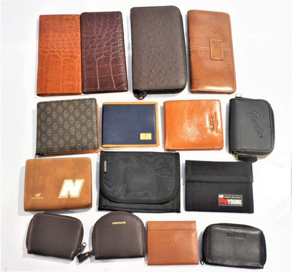 財布 まとめ 折財布 長財布 ニューバランス など
