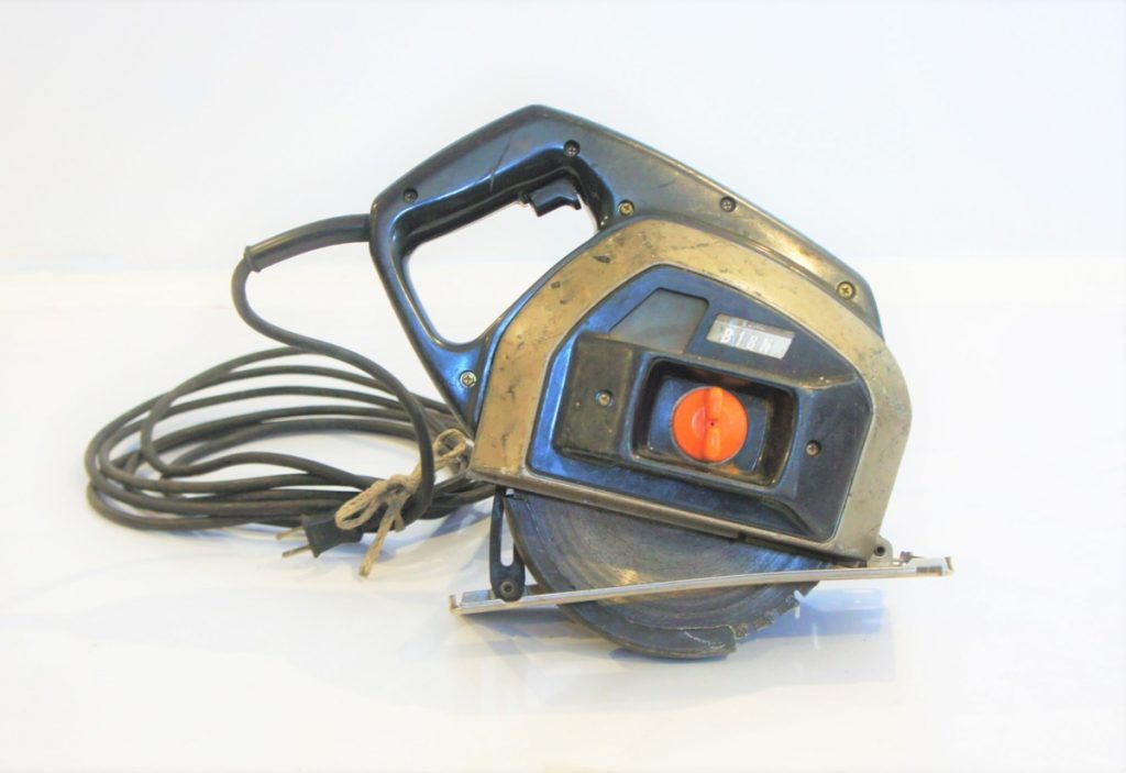 SHINDAIWA 防塵カッター B18N 新ダイワ