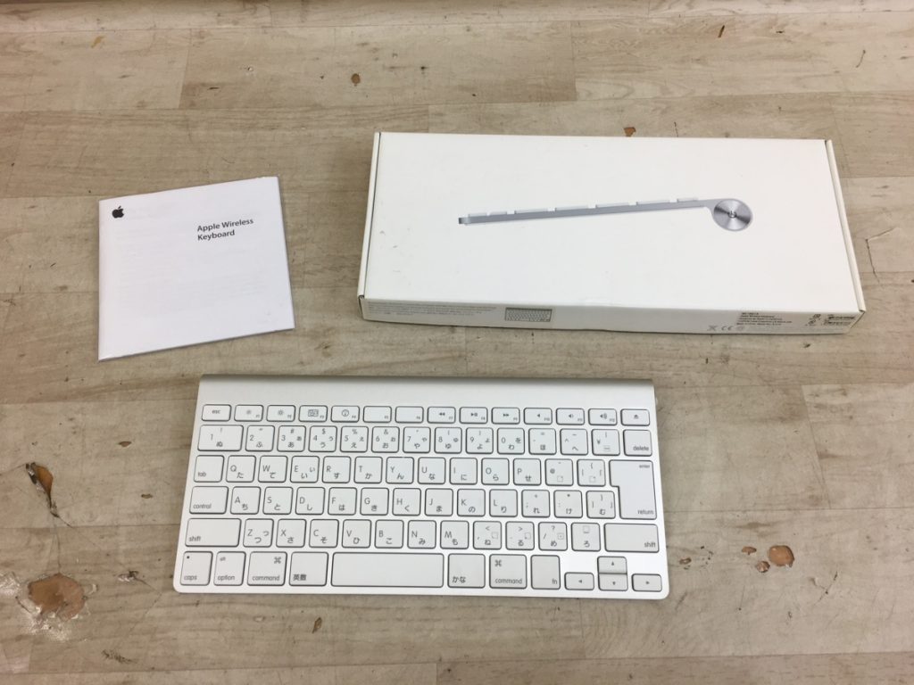 Apple ワイヤレスキーボード A1314 MC184J/A アップル Wireless Keyboard 元箱付き 現状品